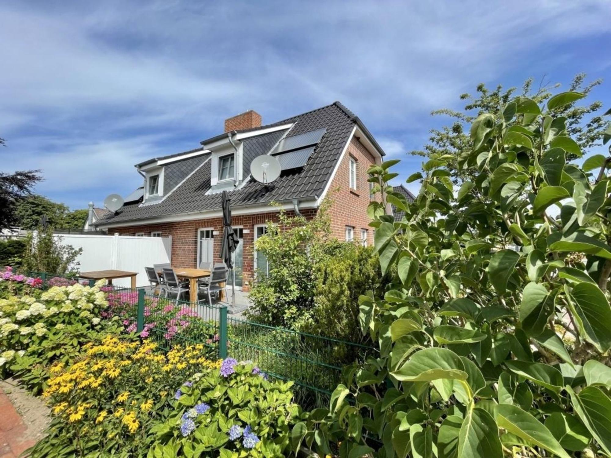 Haus Katharina Links Villa Wyk auf Föhr Exteriör bild